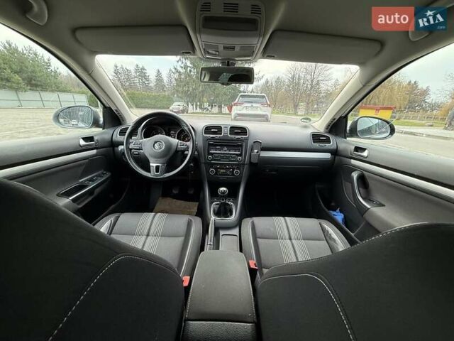 Белый Фольксваген Гольф, объемом двигателя 1.6 л и пробегом 256 тыс. км за 7150 $, фото 9 на Automoto.ua