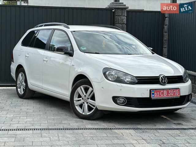 Білий Фольксваген Гольф, об'ємом двигуна 1.6 л та пробігом 215 тис. км за 8600 $, фото 6 на Automoto.ua