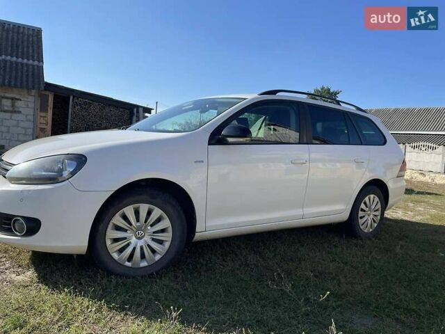 Білий Фольксваген Гольф, об'ємом двигуна 1.6 л та пробігом 250 тис. км за 7200 $, фото 2 на Automoto.ua