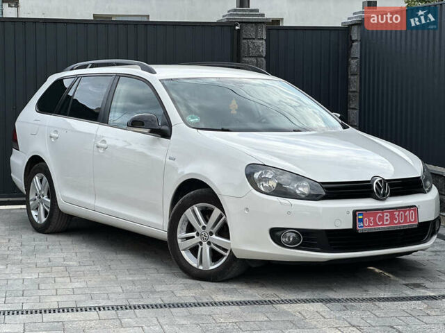 Білий Фольксваген Гольф, об'ємом двигуна 1.6 л та пробігом 215 тис. км за 8600 $, фото 4 на Automoto.ua