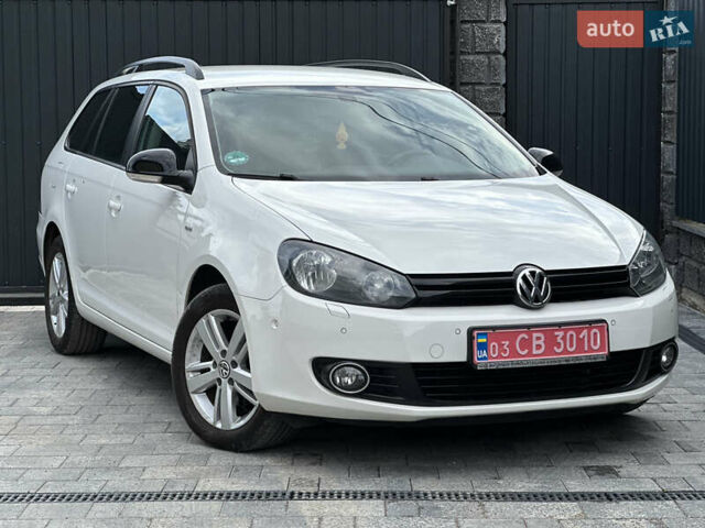 Білий Фольксваген Гольф, об'ємом двигуна 1.6 л та пробігом 215 тис. км за 8600 $, фото 2 на Automoto.ua