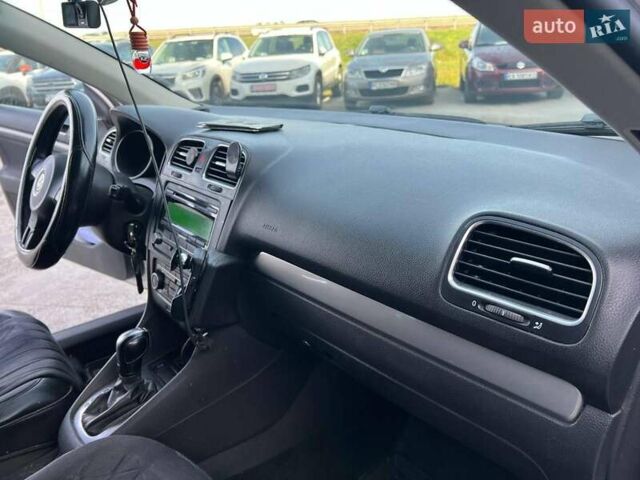 Белый Фольксваген Гольф, объемом двигателя 1.6 л и пробегом 289 тыс. км за 9590 $, фото 33 на Automoto.ua