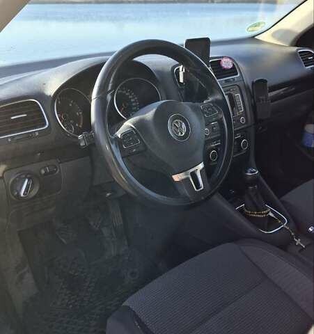 Білий Фольксваген Гольф, об'ємом двигуна 1.6 л та пробігом 297 тис. км за 7200 $, фото 12 на Automoto.ua