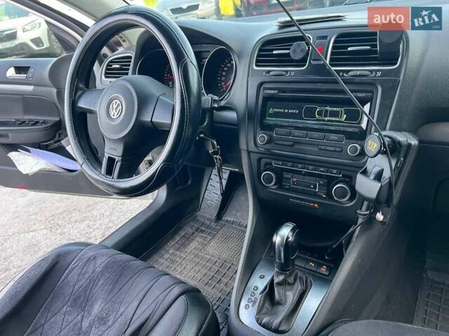 Белый Фольксваген Гольф, объемом двигателя 1.6 л и пробегом 289 тыс. км за 9590 $, фото 34 на Automoto.ua