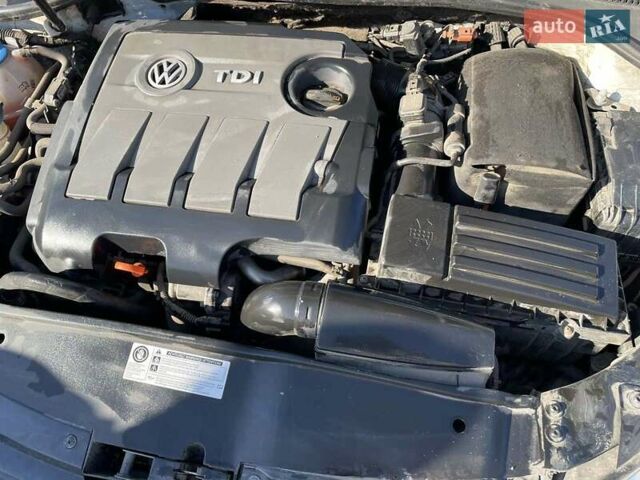 Білий Фольксваген Гольф, об'ємом двигуна 1.6 л та пробігом 250 тис. км за 7200 $, фото 18 на Automoto.ua