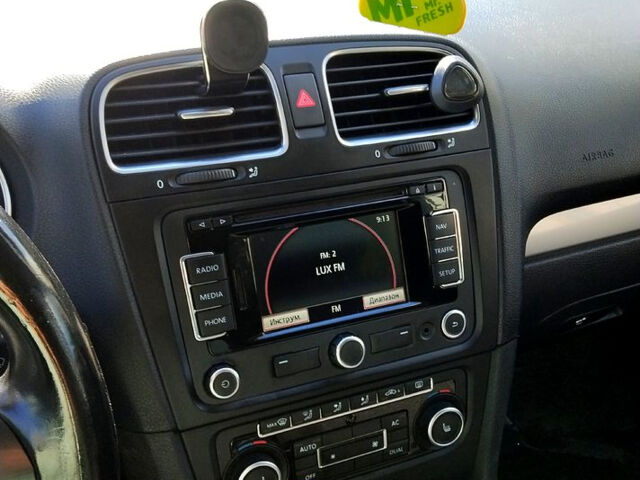 Белый Фольксваген Гольф, объемом двигателя 1.6 л и пробегом 223 тыс. км за 8500 $, фото 9 на Automoto.ua