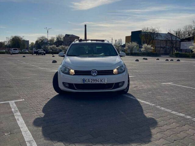 Белый Фольксваген Гольф, объемом двигателя 2 л и пробегом 300 тыс. км за 7650 $, фото 4 на Automoto.ua