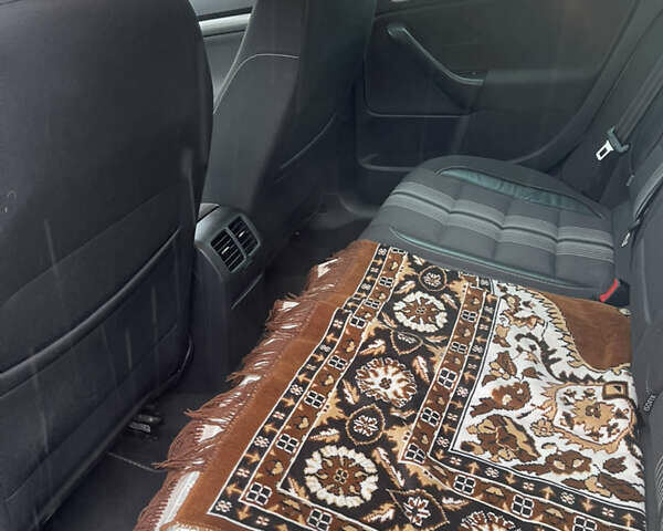 Белый Фольксваген Гольф, объемом двигателя 1.6 л и пробегом 314 тыс. км за 7900 $, фото 22 на Automoto.ua