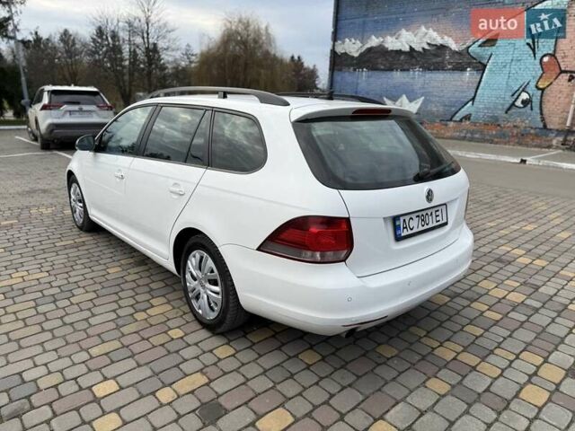 Белый Фольксваген Гольф, объемом двигателя 1.6 л и пробегом 256 тыс. км за 7150 $, фото 5 на Automoto.ua