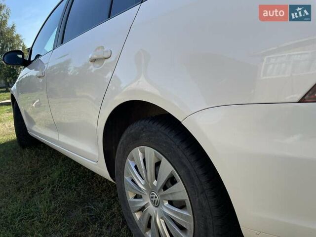 Білий Фольксваген Гольф, об'ємом двигуна 1.6 л та пробігом 250 тис. км за 7200 $, фото 8 на Automoto.ua
