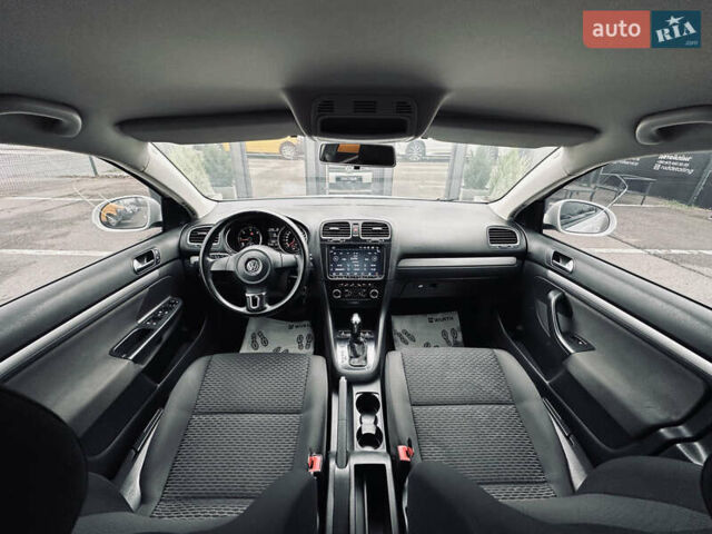 Белый Фольксваген Гольф, объемом двигателя 1.6 л и пробегом 263 тыс. км за 7999 $, фото 32 на Automoto.ua