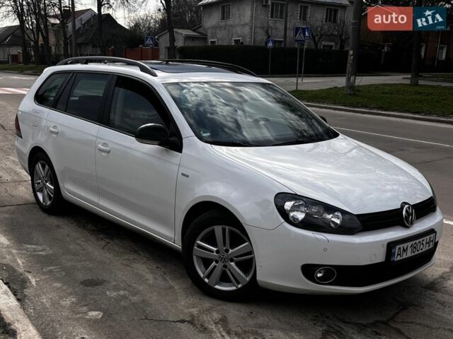 Белый Фольксваген Гольф, объемом двигателя 1.6 л и пробегом 360 тыс. км за 8500 $, фото 1 на Automoto.ua