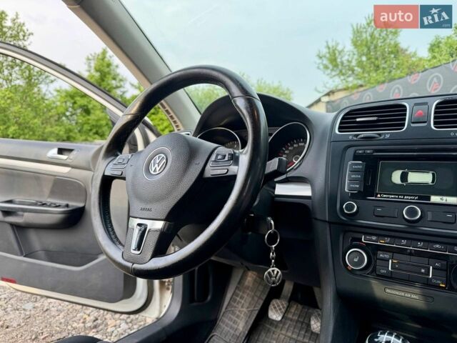 Білий Фольксваген Гольф, об'ємом двигуна 1.6 л та пробігом 352 тис. км за 7990 $, фото 15 на Automoto.ua