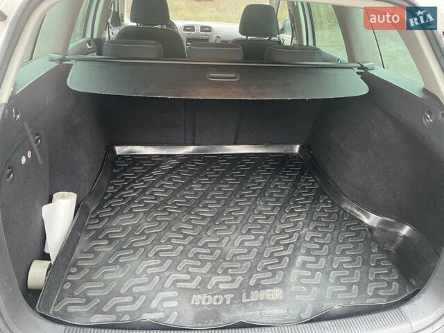 Белый Фольксваген Гольф, объемом двигателя 1.6 л и пробегом 314 тыс. км за 7900 $, фото 24 на Automoto.ua