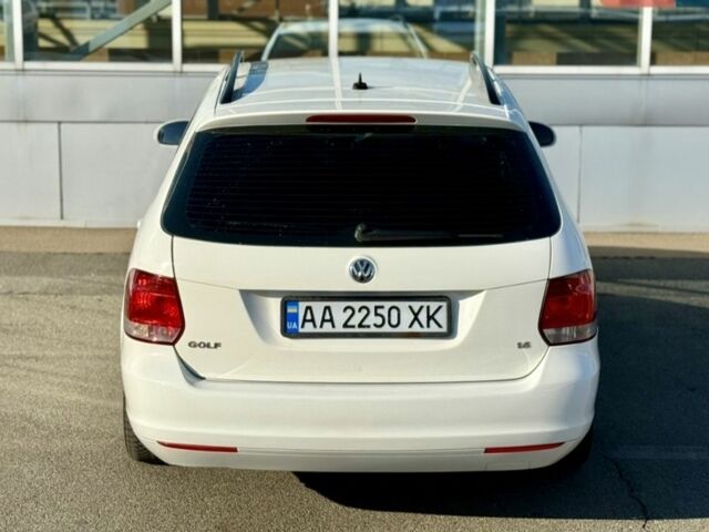 Білий Фольксваген Гольф, об'ємом двигуна 1.6 л та пробігом 260 тис. км за 7222 $, фото 8 на Automoto.ua