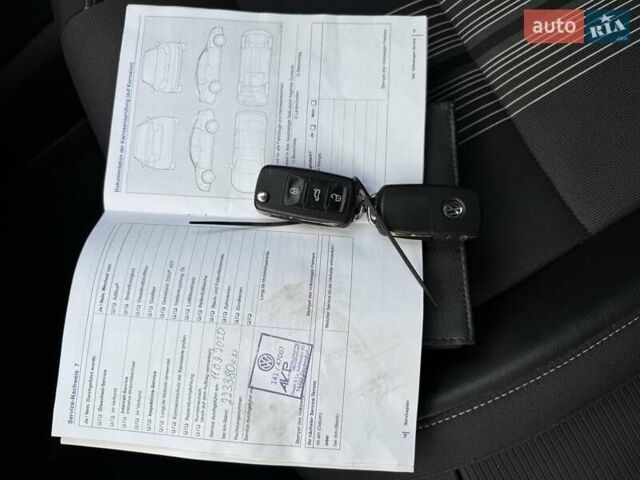 Белый Фольксваген Гольф, объемом двигателя 1.6 л и пробегом 256 тыс. км за 7150 $, фото 24 на Automoto.ua