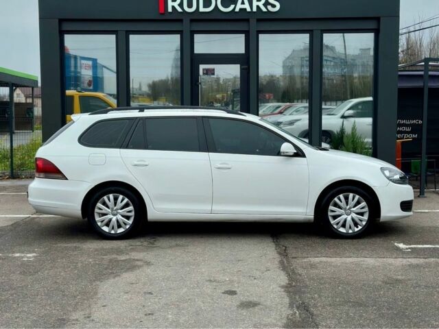 Білий Фольксваген Гольф, об'ємом двигуна 1.6 л та пробігом 263 тис. км за 7999 $, фото 5 на Automoto.ua