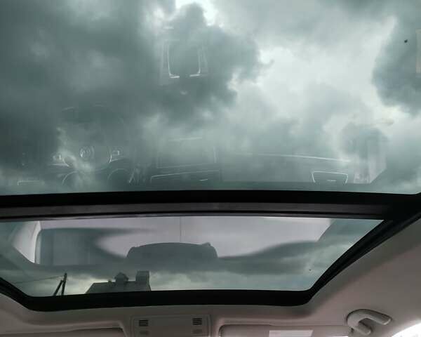 Белый Фольксваген Гольф, объемом двигателя 1.97 л и пробегом 236 тыс. км за 13800 $, фото 16 на Automoto.ua