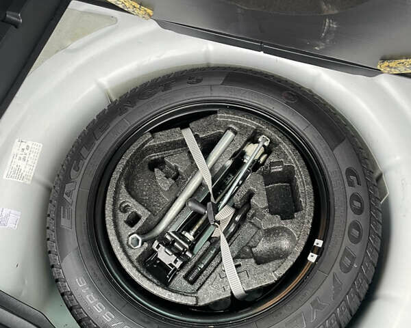 Белый Фольксваген Гольф, объемом двигателя 1.6 л и пробегом 177 тыс. км за 9900 $, фото 25 на Automoto.ua