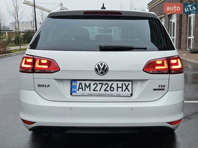 Белый Фольксваген Гольф, объемом двигателя 1.6 л и пробегом 214 тыс. км за 10800 $, фото 9 на Automoto.ua