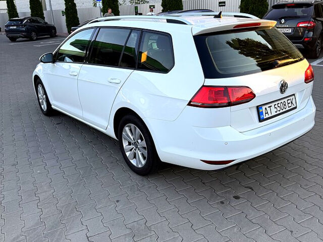 Білий Фольксваген Гольф, об'ємом двигуна 1.6 л та пробігом 235 тис. км за 10200 $, фото 5 на Automoto.ua