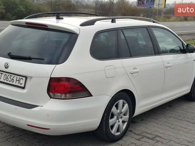 Белый Фольксваген Гольф, объемом двигателя 1.6 л и пробегом 293 тыс. км за 9300 $, фото 5 на Automoto.ua