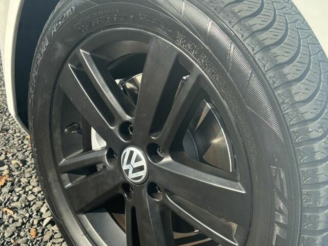 Білий Фольксваген Гольф, об'ємом двигуна 1.4 л та пробігом 213 тис. км за 9000 $, фото 20 на Automoto.ua