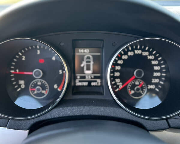 Белый Фольксваген Гольф, объемом двигателя 1.6 л и пробегом 206 тыс. км за 9999 $, фото 17 на Automoto.ua