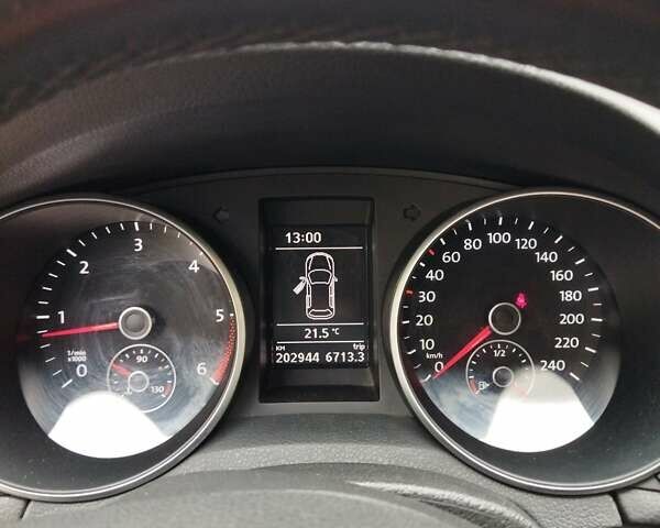 Белый Фольксваген Гольф, объемом двигателя 1.6 л и пробегом 202 тыс. км за 8700 $, фото 5 на Automoto.ua