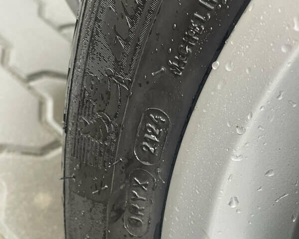 Белый Фольксваген Гольф, объемом двигателя 1.6 л и пробегом 177 тыс. км за 9900 $, фото 13 на Automoto.ua