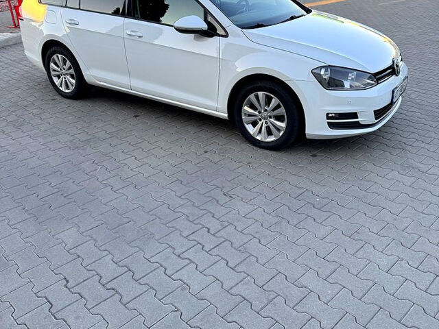 Білий Фольксваген Гольф, об'ємом двигуна 1.6 л та пробігом 235 тис. км за 10200 $, фото 2 на Automoto.ua