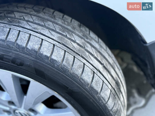 Белый Фольксваген Гольф, объемом двигателя 1.6 л и пробегом 260 тыс. км за 9999 $, фото 59 на Automoto.ua