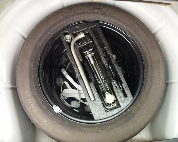 Білий Фольксваген Гольф, об'ємом двигуна 1.6 л та пробігом 202 тис. км за 7900 $, фото 16 на Automoto.ua