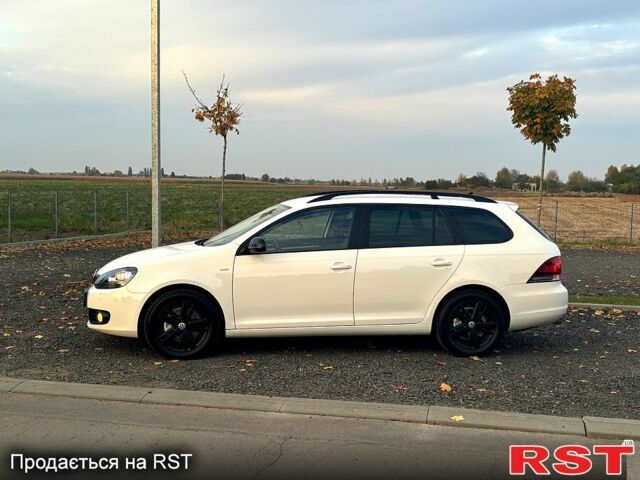 Белый Фольксваген Гольф, объемом двигателя 1.4 л и пробегом 213 тыс. км за 9000 $, фото 7 на Automoto.ua