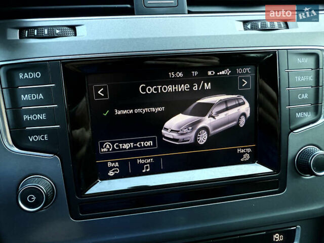 Белый Фольксваген Гольф, объемом двигателя 1.6 л и пробегом 256 тыс. км за 9500 $, фото 25 на Automoto.ua