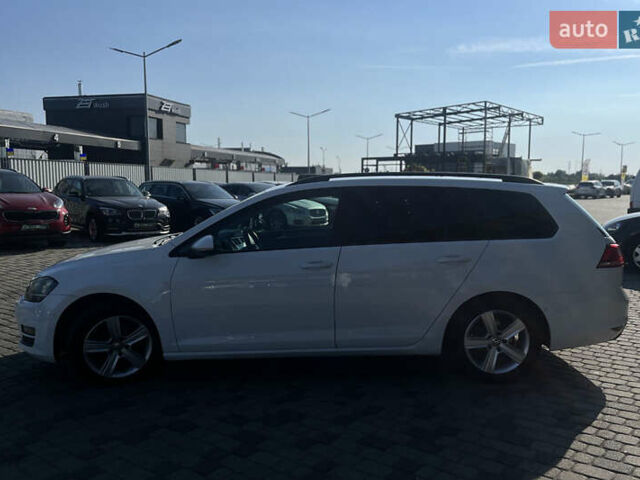 Белый Фольксваген Гольф, объемом двигателя 1.6 л и пробегом 268 тыс. км за 11000 $, фото 3 на Automoto.ua