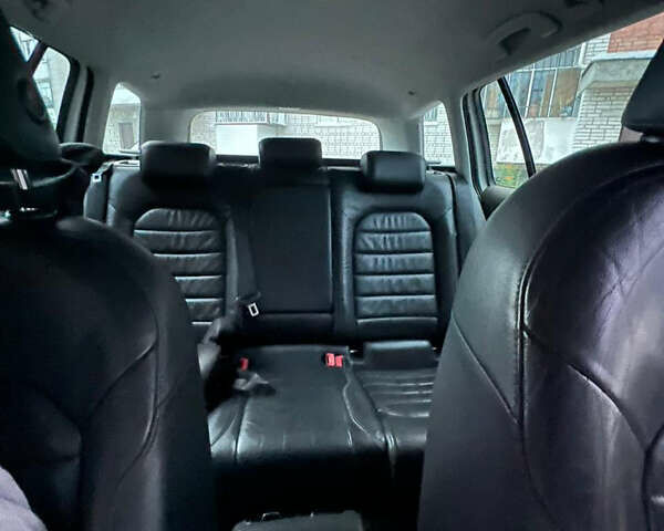 Белый Фольксваген Гольф, объемом двигателя 1.4 л и пробегом 345 тыс. км за 9499 $, фото 2 на Automoto.ua