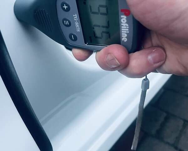 Белый Фольксваген Гольф, объемом двигателя 1.6 л и пробегом 216 тыс. км за 10900 $, фото 93 на Automoto.ua