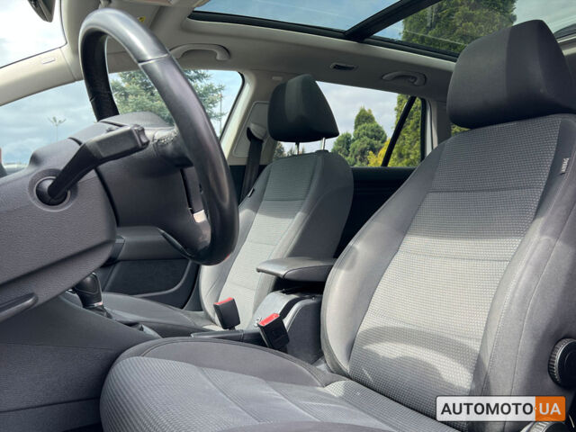 Белый Фольксваген Гольф, объемом двигателя 2 л и пробегом 184 тыс. км за 10999 $, фото 18 на Automoto.ua