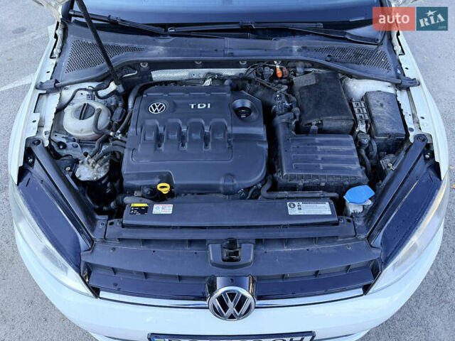 Белый Фольксваген Гольф, объемом двигателя 1.6 л и пробегом 256 тыс. км за 9500 $, фото 13 на Automoto.ua