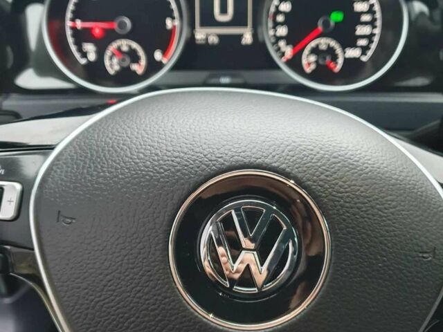 Білий Фольксваген Гольф, об'ємом двигуна 1.6 л та пробігом 195 тис. км за 13350 $, фото 2 на Automoto.ua