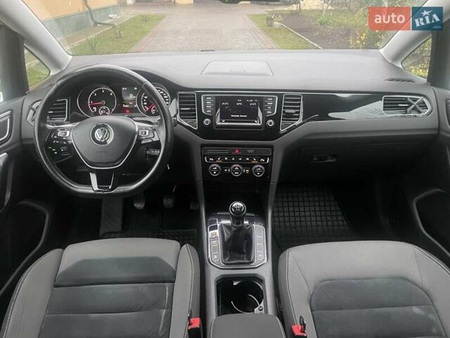 Белый Фольксваген Гольф, объемом двигателя 1.6 л и пробегом 216 тыс. км за 10900 $, фото 30 на Automoto.ua