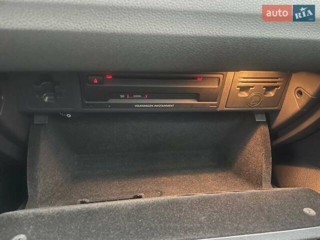 Белый Фольксваген Гольф, объемом двигателя 1.6 л и пробегом 216 тыс. км за 10900 $, фото 47 на Automoto.ua