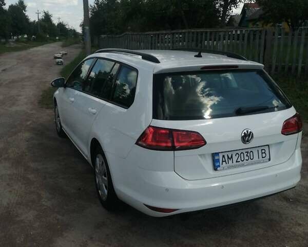 Білий Фольксваген Гольф, об'ємом двигуна 1.6 л та пробігом 266 тис. км за 12200 $, фото 5 на Automoto.ua