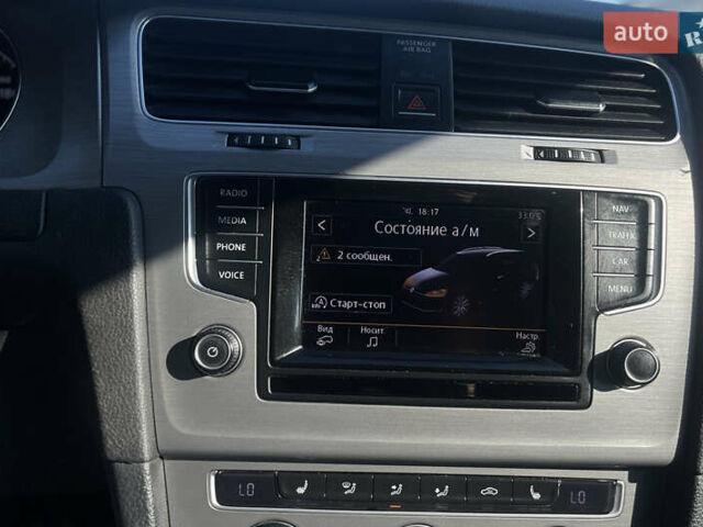 Белый Фольксваген Гольф, объемом двигателя 1.6 л и пробегом 268 тыс. км за 11000 $, фото 18 на Automoto.ua