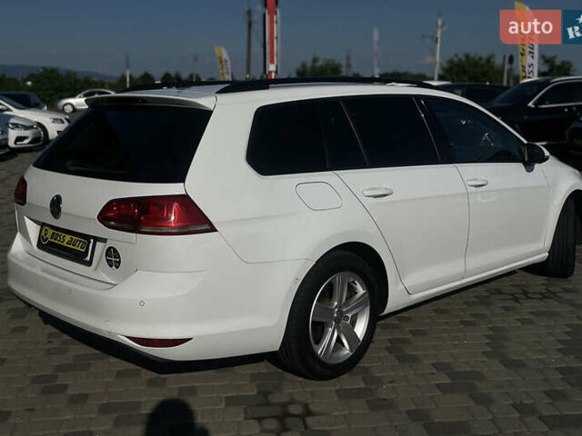 Белый Фольксваген Гольф, объемом двигателя 1.6 л и пробегом 268 тыс. км за 11000 $, фото 6 на Automoto.ua