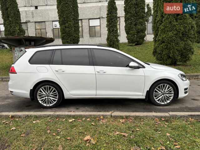 Белый Фольксваген Гольф, объемом двигателя 1.6 л и пробегом 246 тыс. км за 9350 $, фото 3 на Automoto.ua