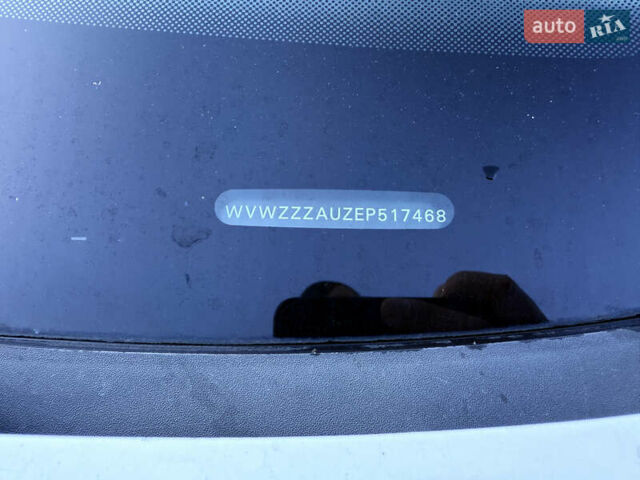 Белый Фольксваген Гольф, объемом двигателя 1.6 л и пробегом 256 тыс. км за 9500 $, фото 12 на Automoto.ua