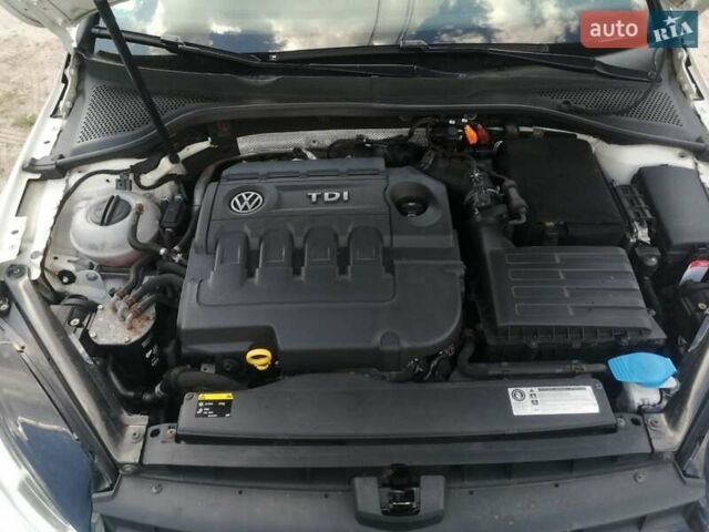 Білий Фольксваген Гольф, об'ємом двигуна 1.6 л та пробігом 266 тис. км за 12200 $, фото 11 на Automoto.ua