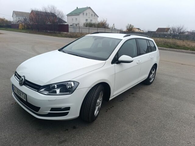 Білий Фольксваген Гольф, об'ємом двигуна 1.6 л та пробігом 318 тис. км за 9300 $, фото 1 на Automoto.ua